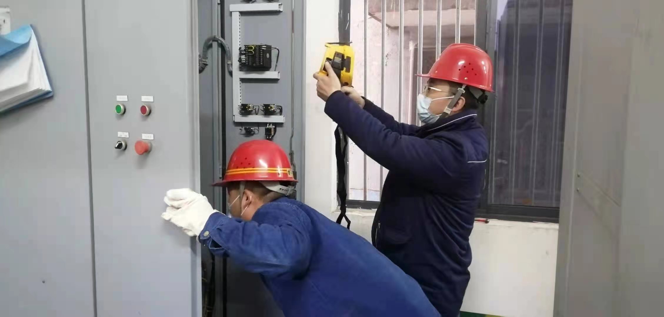 հȫȭr