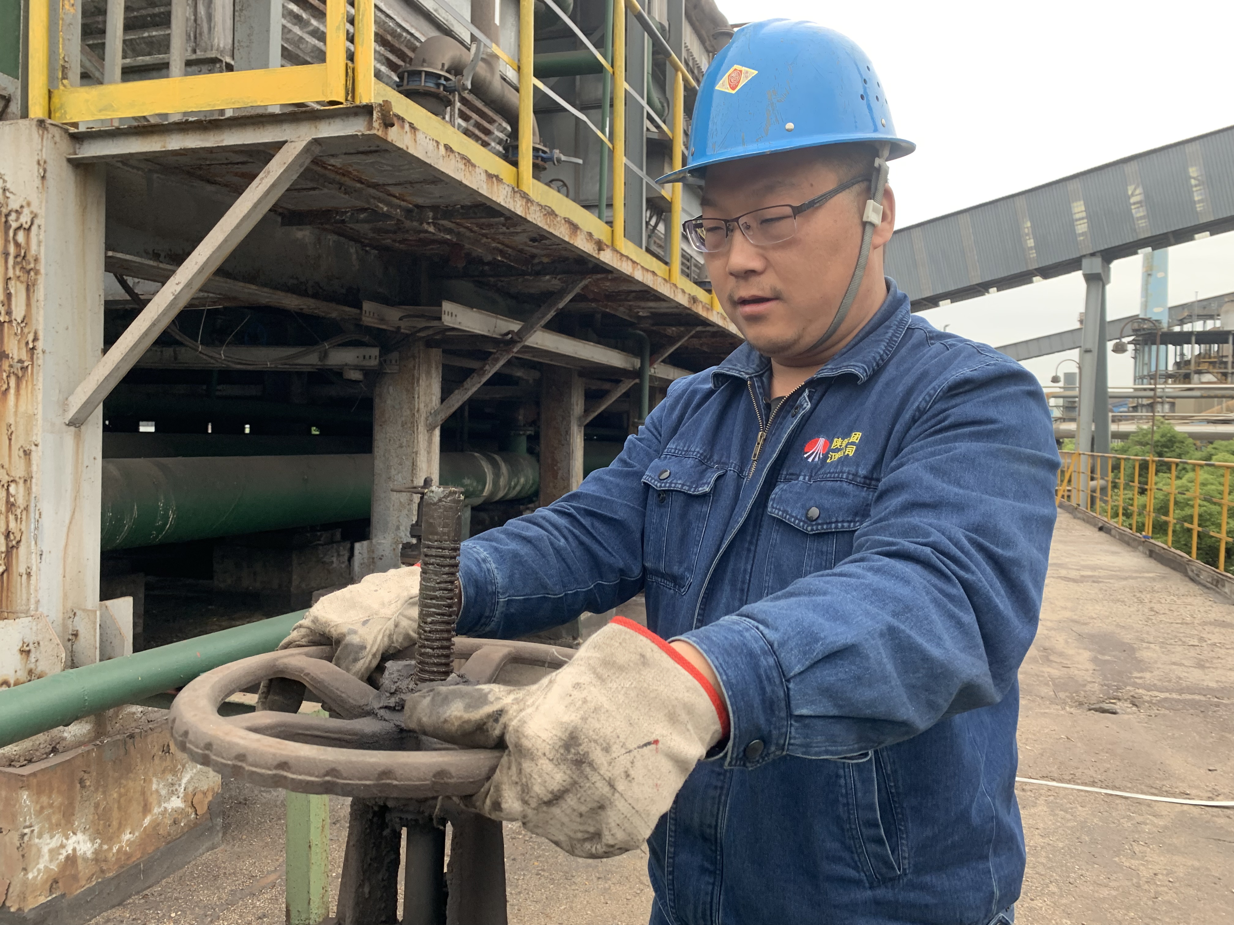 吹響“奮進號” 不做青春路上的“躺平者” 吹響“奮進號” 不做青春路上的“躺平者”