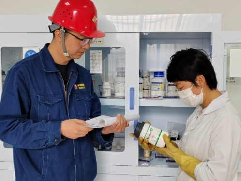 調配“消暑套餐” 確保職工安全度夏 調配“消暑套餐” 確保職工安全度夏